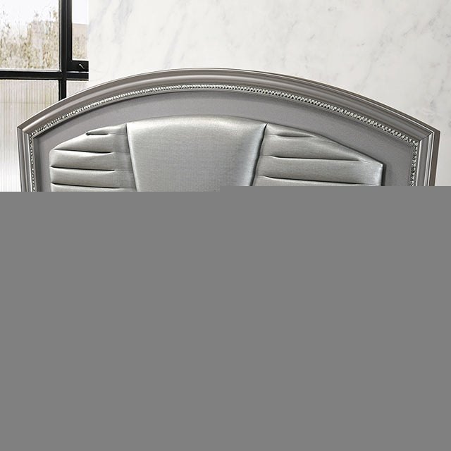 Maddie Queen Bedroom Set