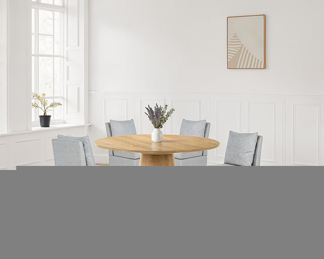 Tottenham 59" Round Table