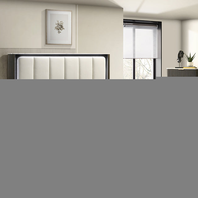 Lantrisant 5 Pc Queen Bedroom Set w/ Chest